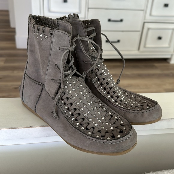 Sam Edelman - Picture 3 of 9